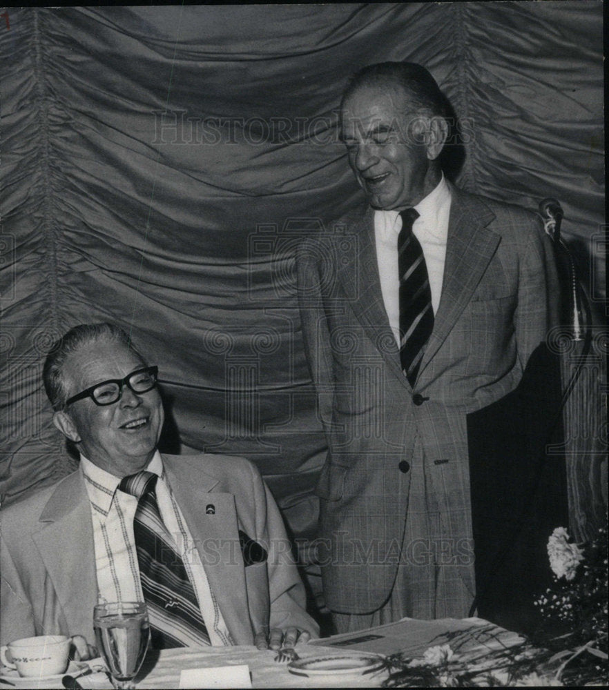 1976 Press Photo J William Fulbright Bill McNichols - Historic Images