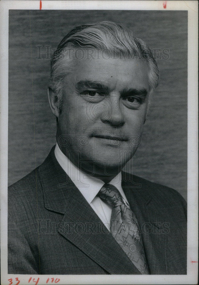 1973 Press Photo Denver Mgr Of TWA James Leonard - Historic Images