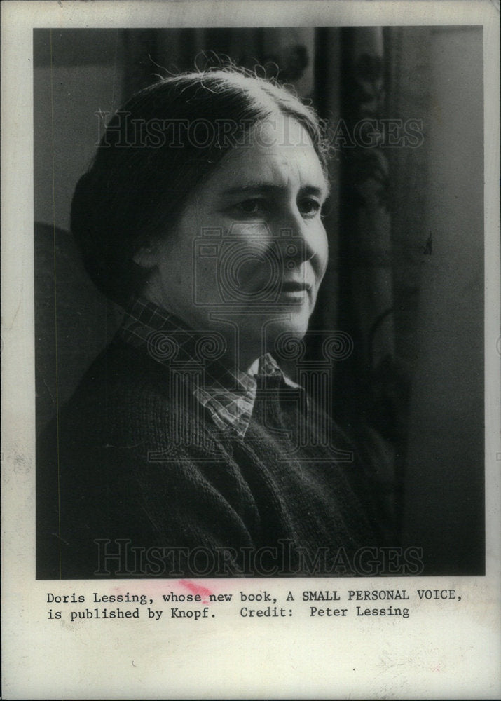 1974 Press Photo Doris Lessing Author - Historic Images