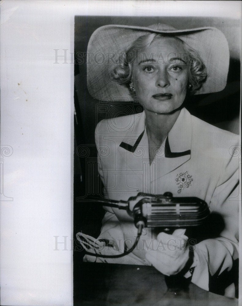 1951 Press Photo Dolores Barrymore Vruwink in court - Historic Images