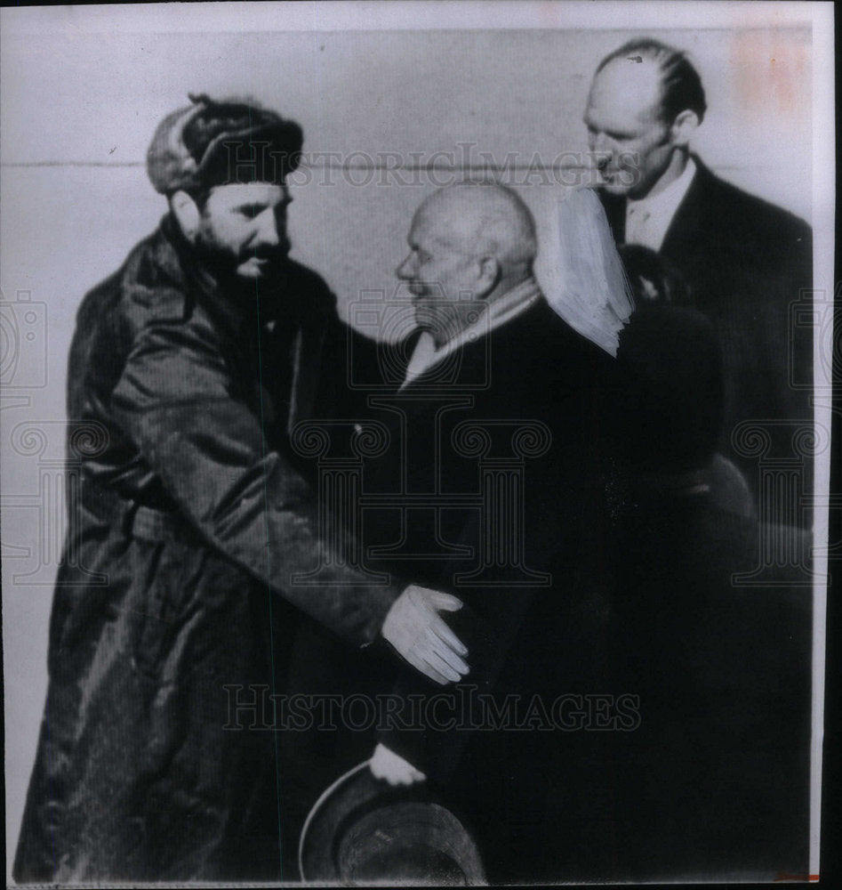 1963 Press Photo Fidel Castro Tours Moscow Russia - Historic Images