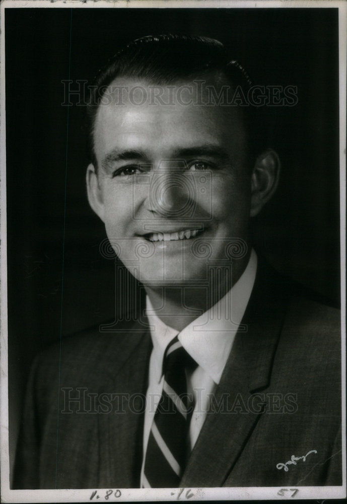 1970 Press Photo Gano Downs President Elect Leonhardt - Historic Images
