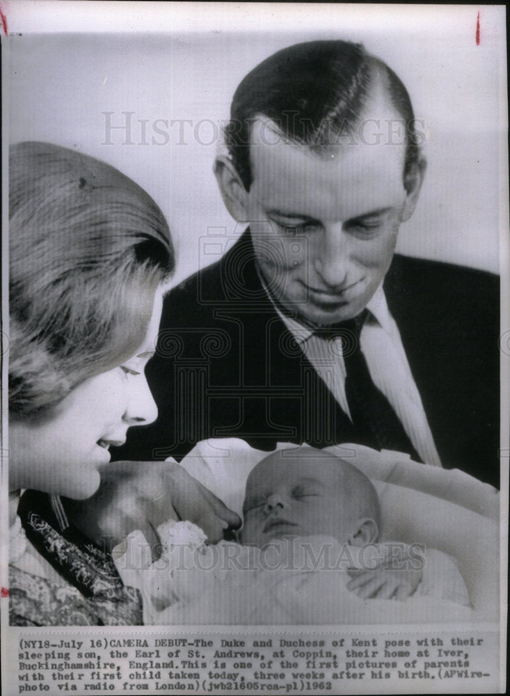 1962 Press Photo Duke Duchess Kent Watching Son - Historic Images