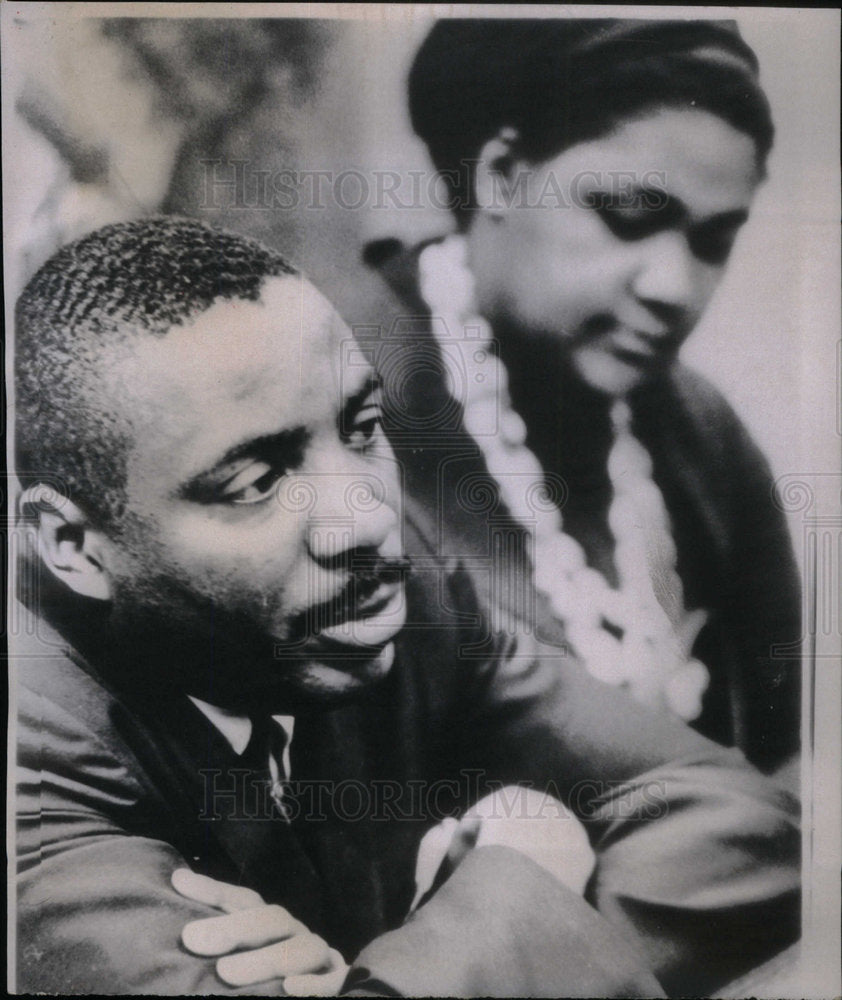 1966 Press Photo Comedian Dick Gregory - Historic Images