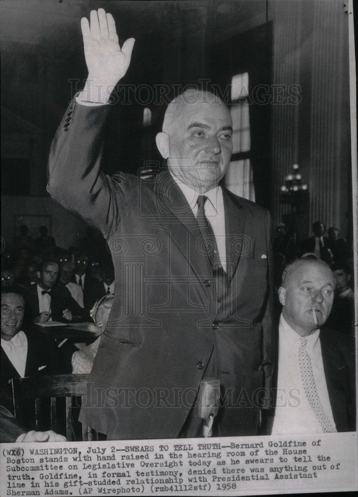 1958 Press Photo Goldfine Swearing Testimony Hearing - Historic Images