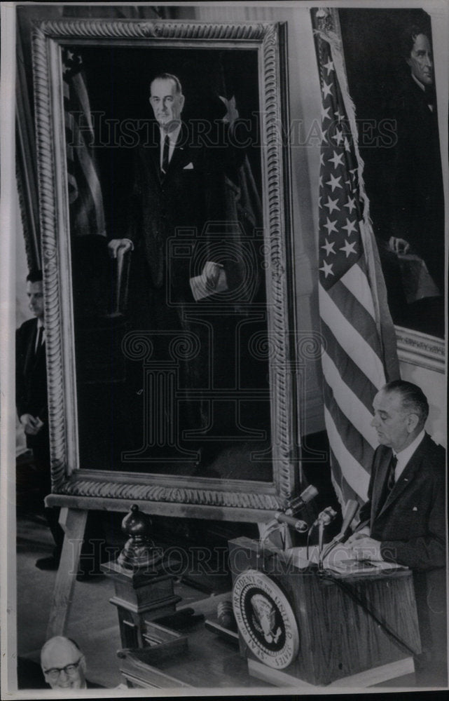 1965 Press Photo President Lyndon B Johnson - Historic Images