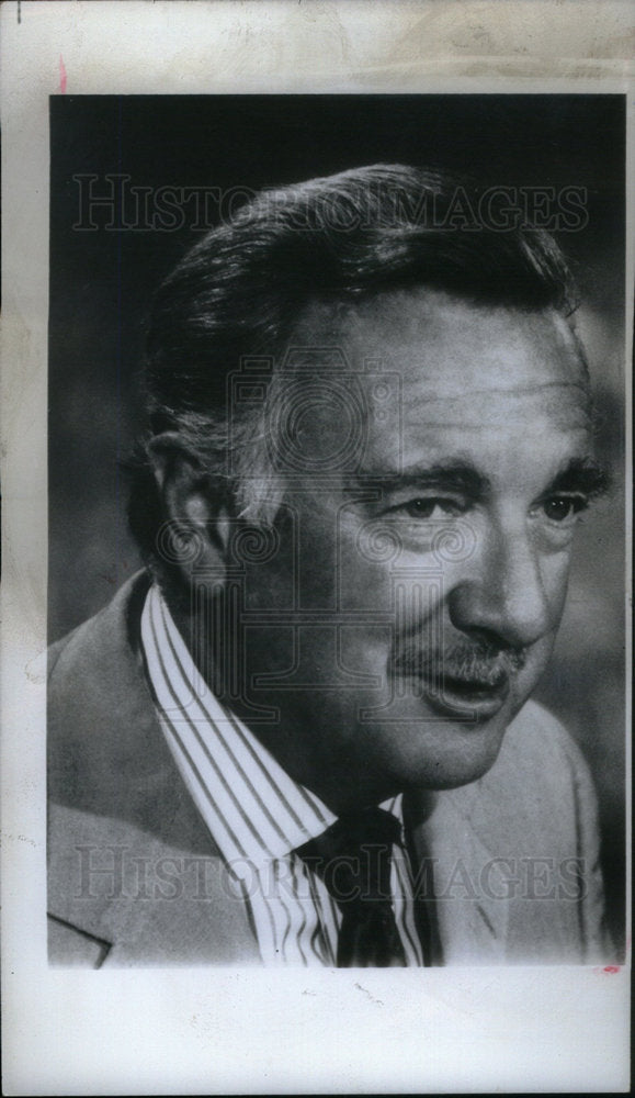 1976 Press Photo CBS News Walter Cronkite - Historic Images