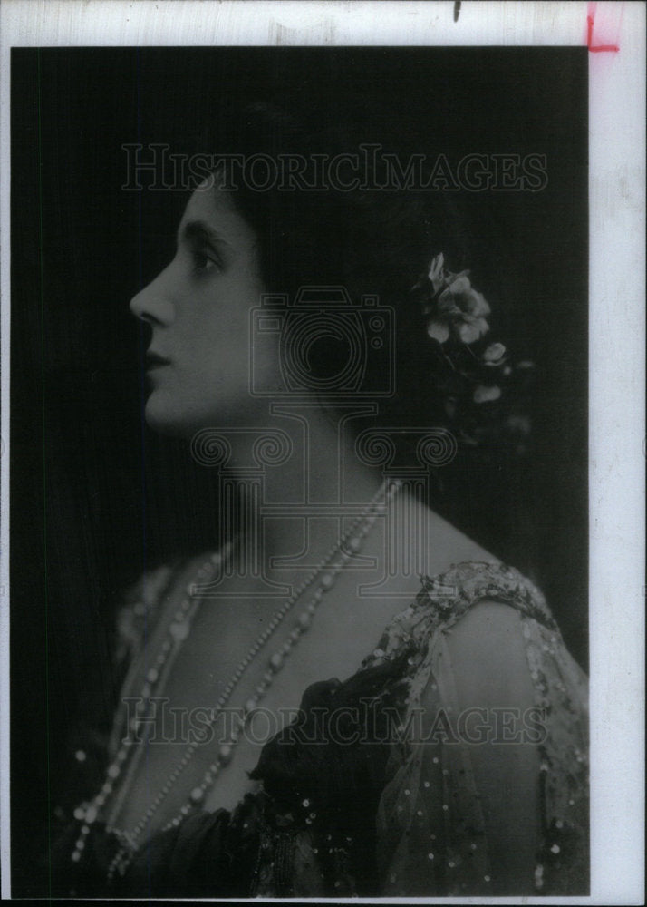 1981 Press Photo Actress Portrait Profile Campbell - Historic Images