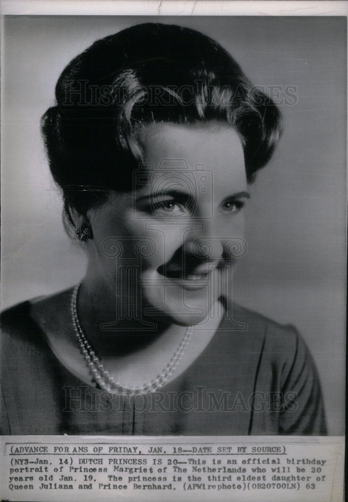 1963 Press Photo Official Birthday Portrait Princess - Historic Images