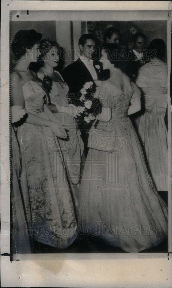 Press Photo Princess Margaret Meets Jean Simmons - Historic Images