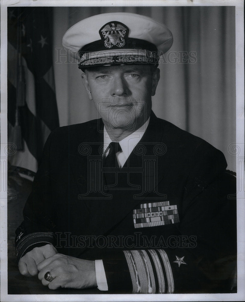 1961 Press Photo Vice Admiral John McNay Taylor - Historic Images