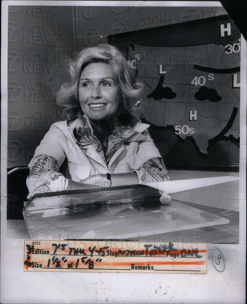 1975 Press Photo Marilyn Turner weather caster - Historic Images