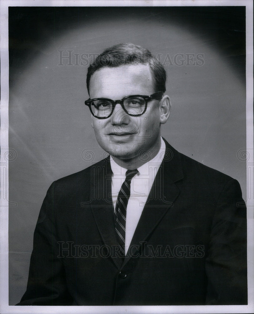 1962 Press Photo Jerald Tuchow, attoney. - Historic Images