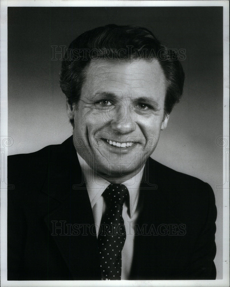 1981 Press Photo Ron Trumbla Reporter WJBK TV2 - Historic Images