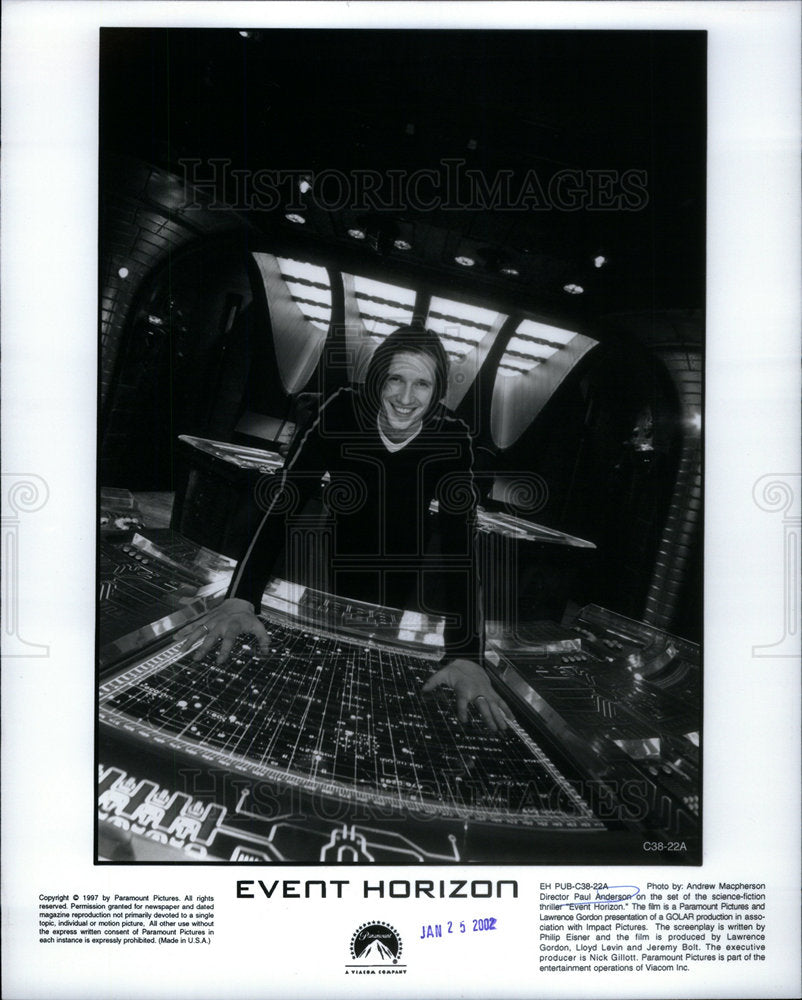 2002 Press Photo Event Horizon Director Paul Anderson - Historic Images