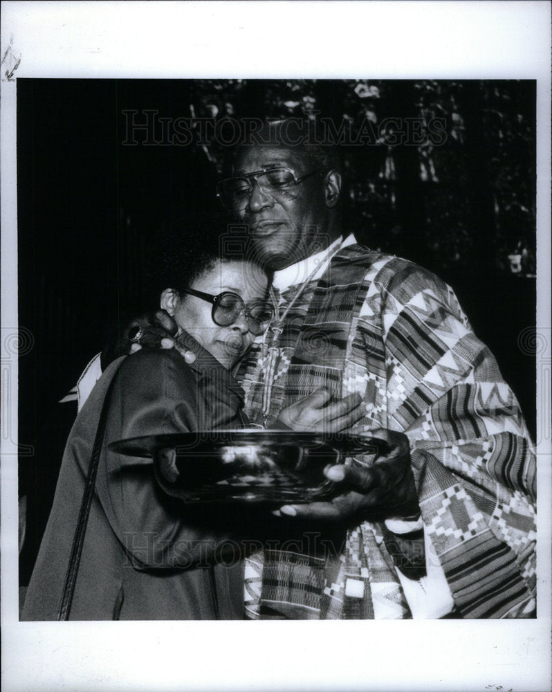 1990 Press Photo Bishop Moses Anderson - Historic Images