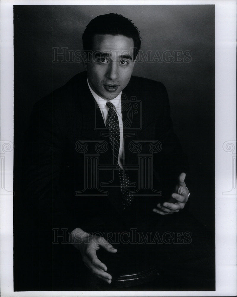 1992 Press Photo Jim Allen Law School Student Studio - Historic Images