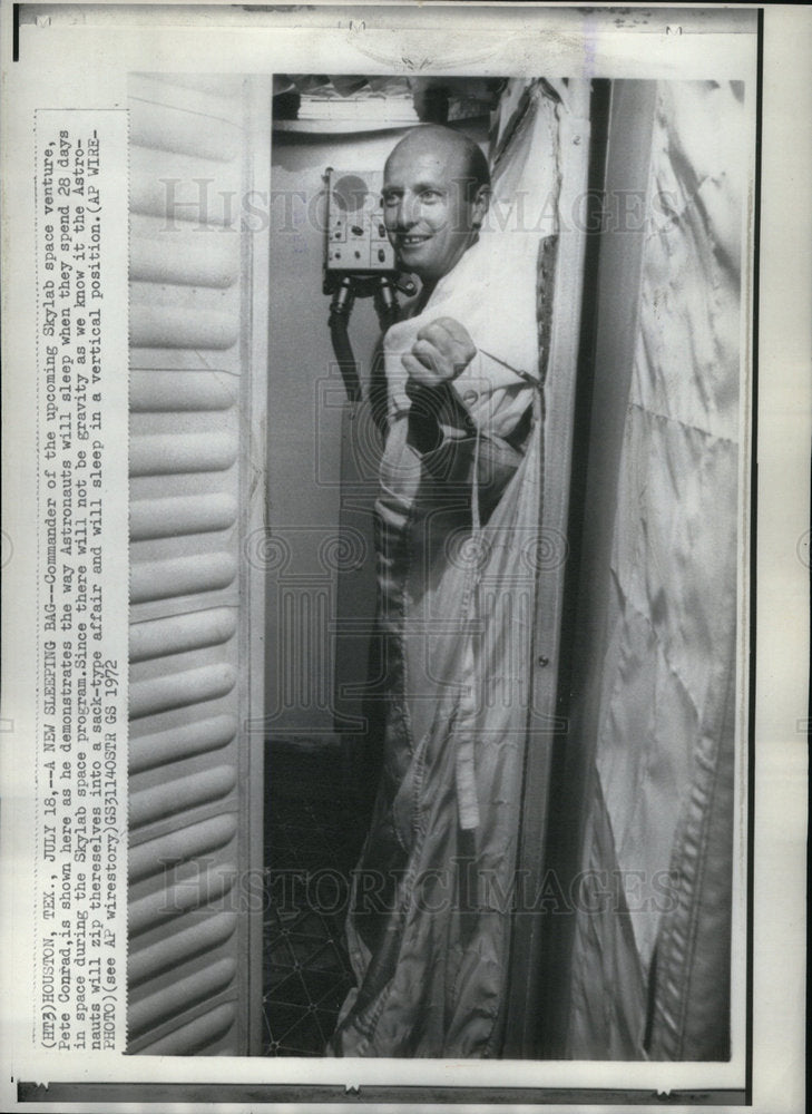 1972 Press Photo Astronaut Pete Conrad Skylab Sleep - Historic Images