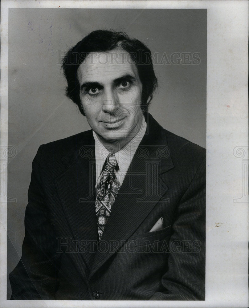 1976 Press Photo Biography of Alex Tanous Kahlil Gibran - Historic Images