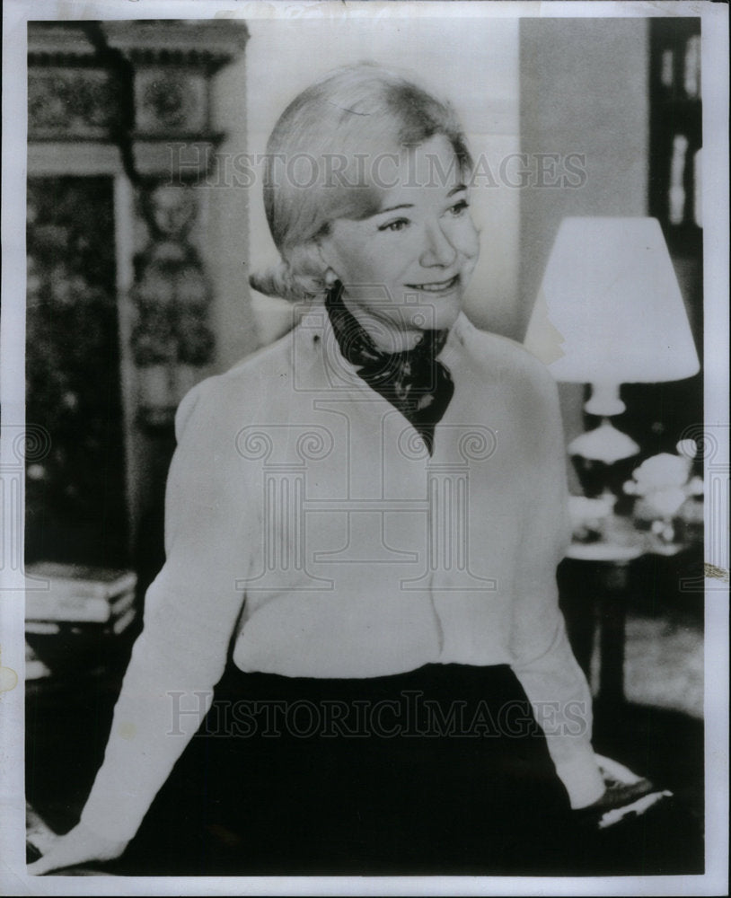 1976 Press Photo Syhria Wallace author Smile - Historic Images