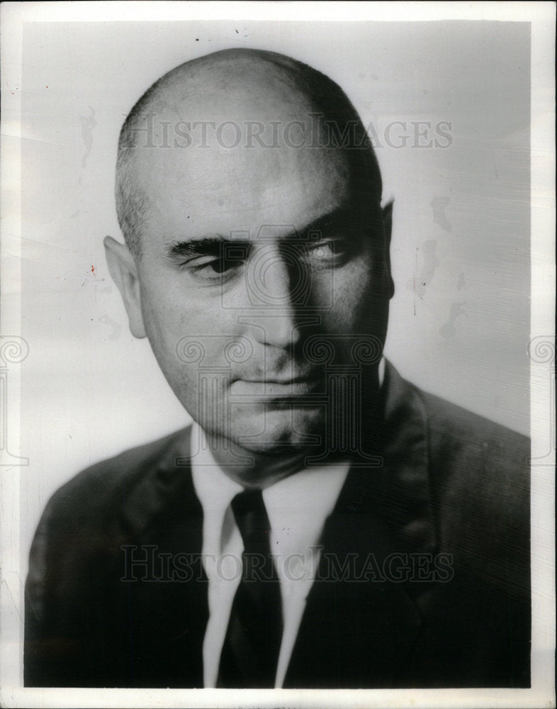 1964 Press Photo Warren Wallace Film Producer - Historic Images