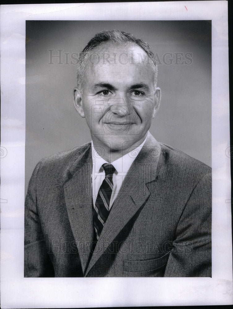 1961 Press Photo Richard Dick Wallace Detroit News - Historic Images