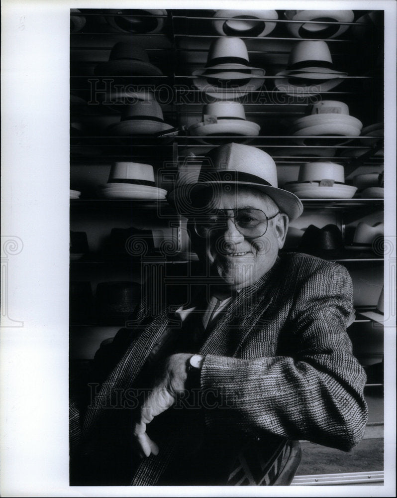 1992 Press Photo Sy Wasserman Comerica Park Businessman - Historic Images