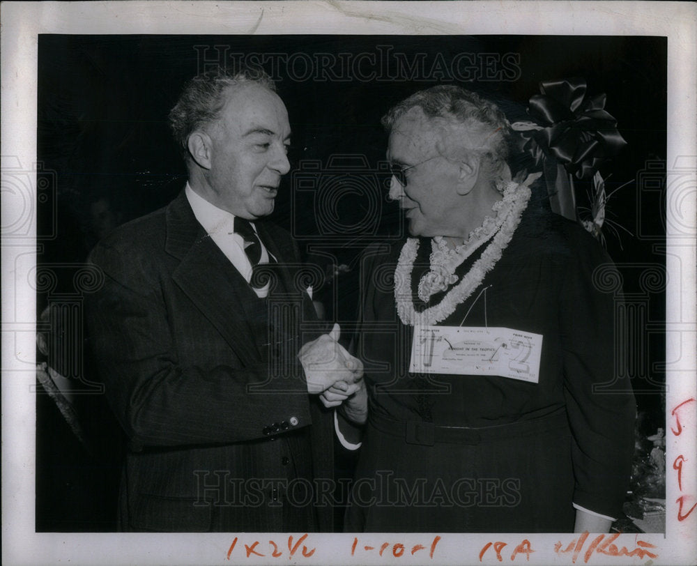 191946 Press Photo Anna Watko Otto Kern President Kerr - Historic Images