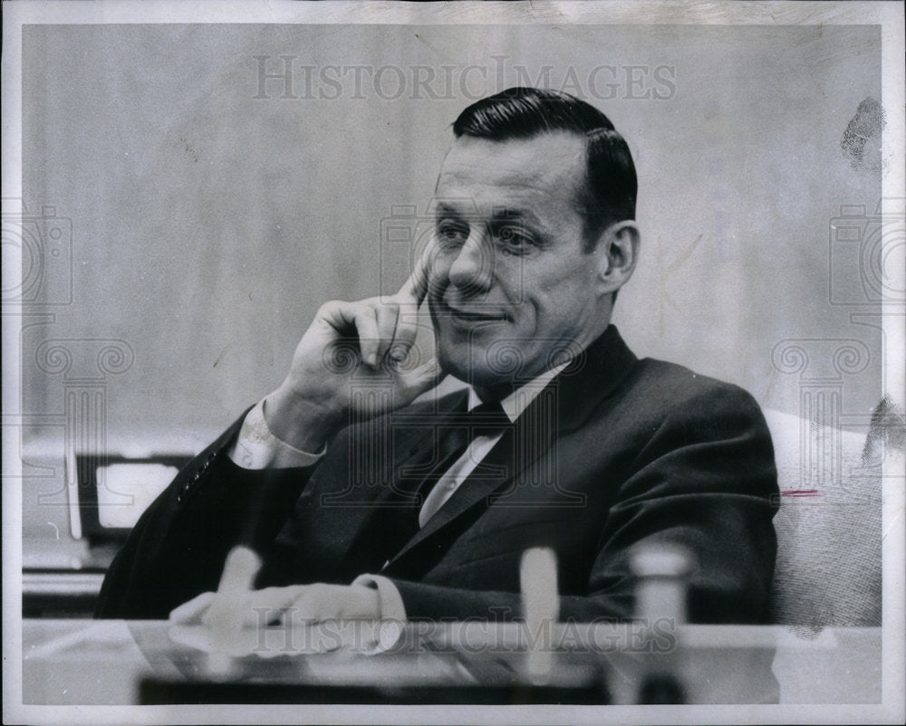 1965 Press Photo Robert Kessler Brick general manager - Historic Images