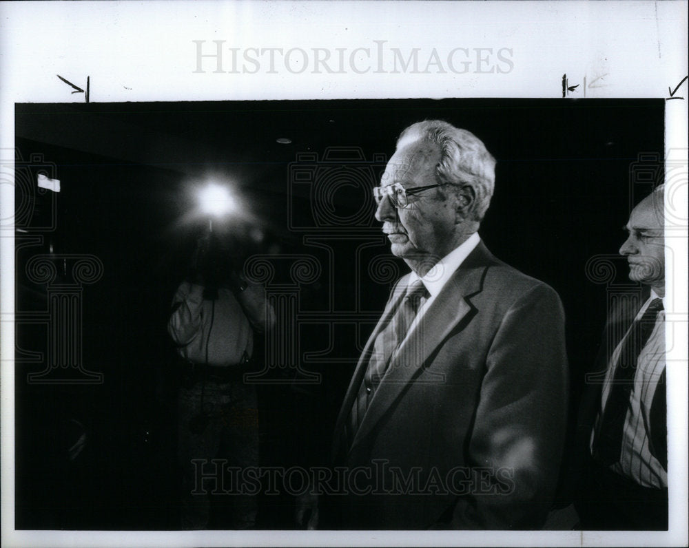 1991 Press Photo Loomis Bertram Harper Jury Michigan - Historic Images