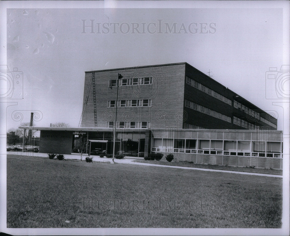 1956 Press Photo Lafayette Wayne college building MI - Historic Images