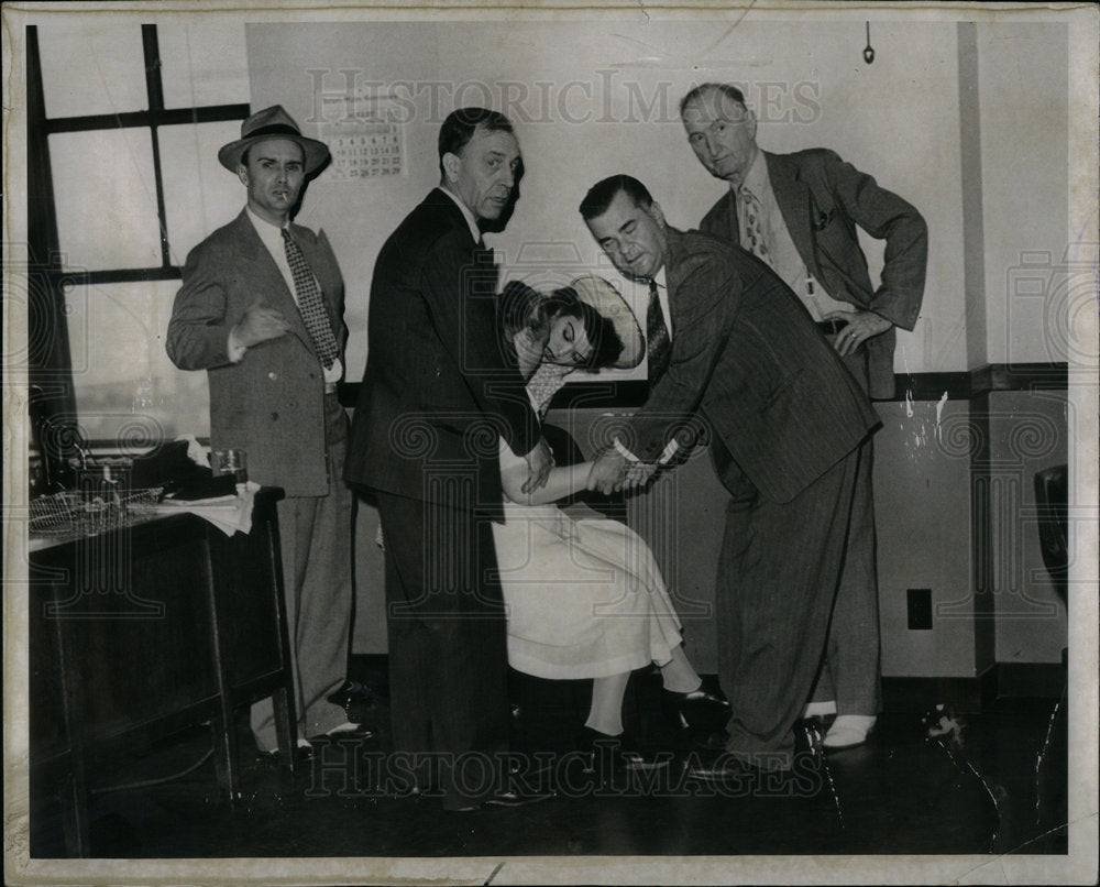 1942 Press Photo Mrs Max Stephen Three Deputy Marshall - Historic Images