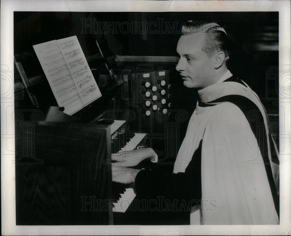 1960 Press Photo Phillip Steinhaus Organist Kirk Hills - Historic Images