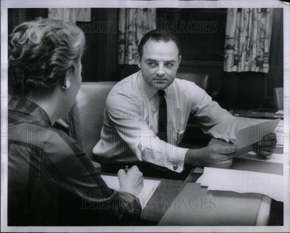 1961 Press Photo Mayor Ronald R. Stempien Lincoln Park - Historic Images