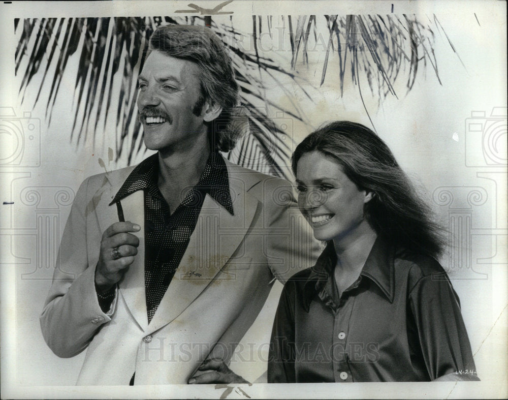 1973 Press Photo Donald Sutherland Jennifer Neil Lady - Historic Images