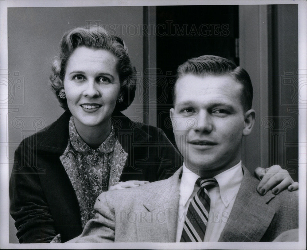 1954 Press Photo JOhn Swainson Alice Wife State Senator - Historic Images