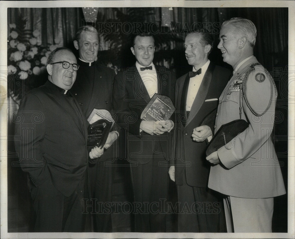 1958 Press Photo Award Winner Monsignor Cook James - Historic Images