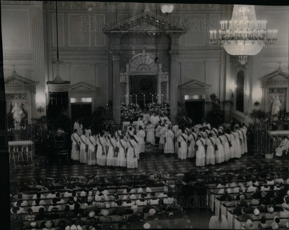 1951 Press Photo Ceremonies ordaining 39 saminarians - Historic Images