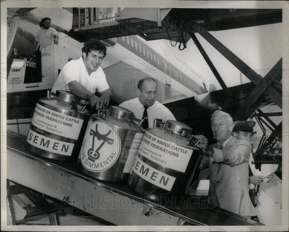 Press Photo NY John Ireland Curtis Cargo Switzerland - Historic Images