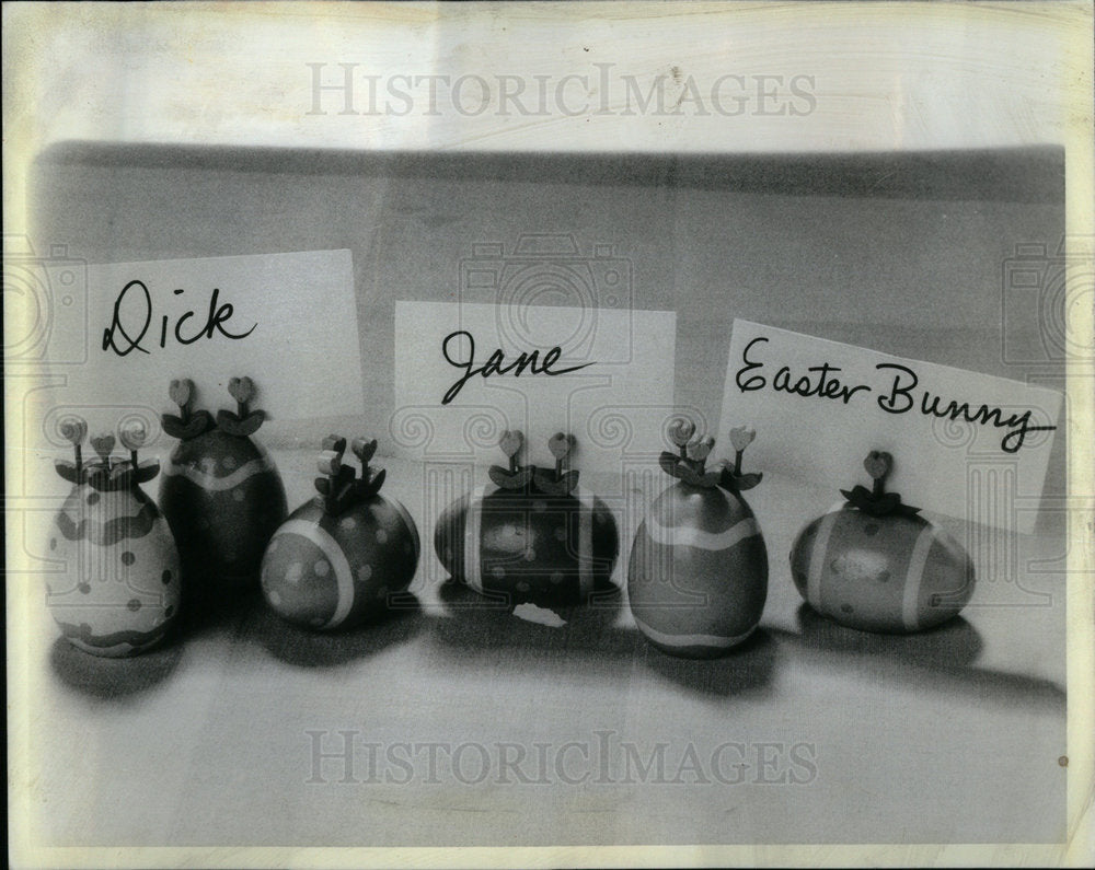 1986 Press Photo Easter Eggs Placecards - Historic Images