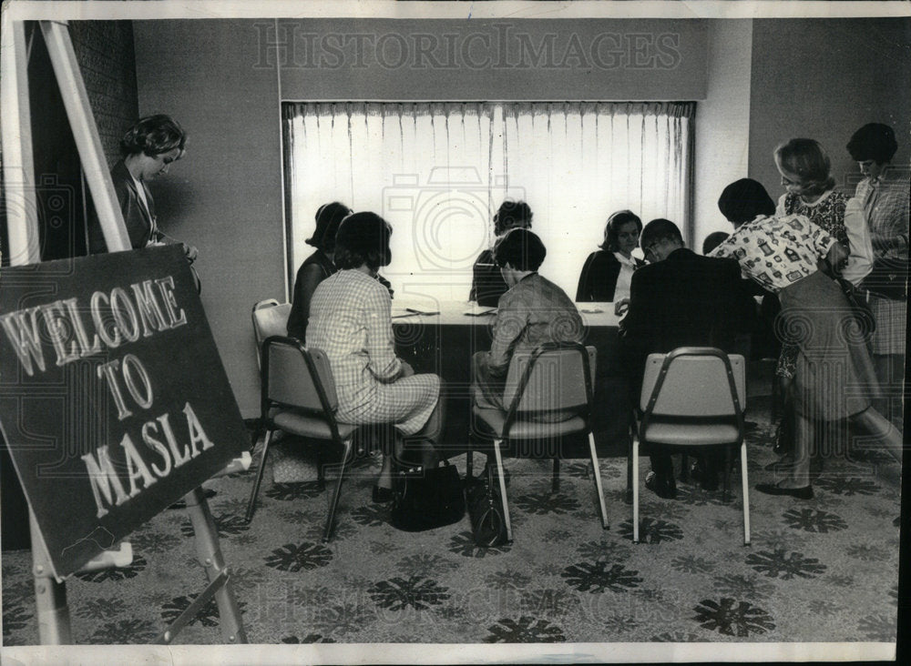 1965 Press Photo Sodality Lay Apostolate Registration - Historic Images