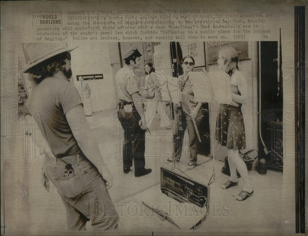 1974 Press Photo College Education Students New York - Historic Images