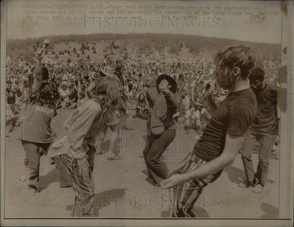 1970 Press Photo Sound Storm Rock Festival - Historic Images