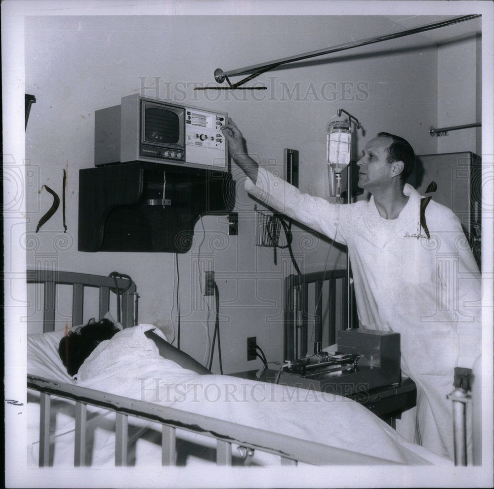 1968 Press Photo Detroit Hatzel Hospital - Historic Images