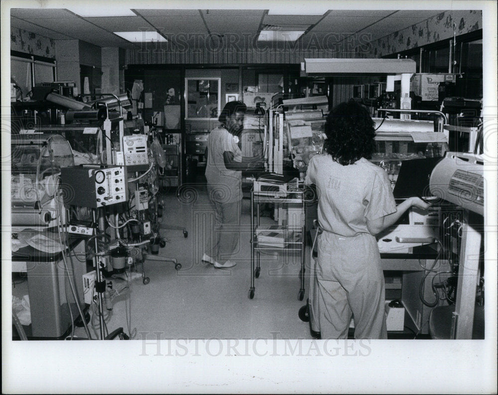 1985 Press Photo First baby of 1985 - Historic Images