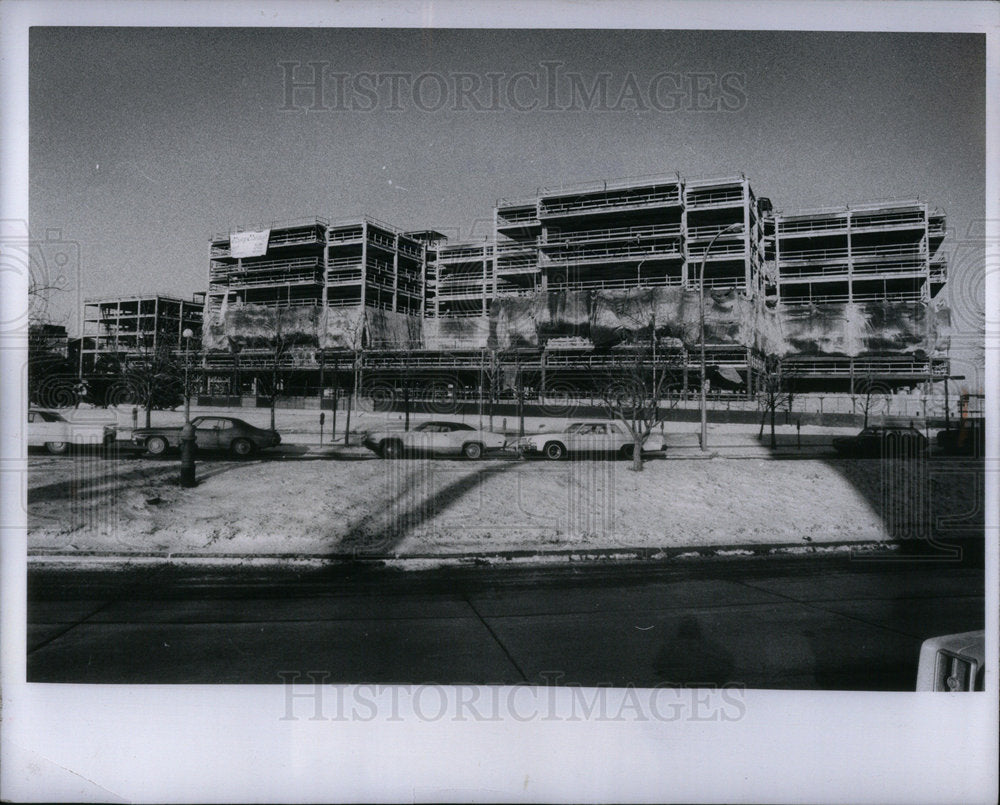 1976 Press Photo Detroit Hospitals - Historic Images