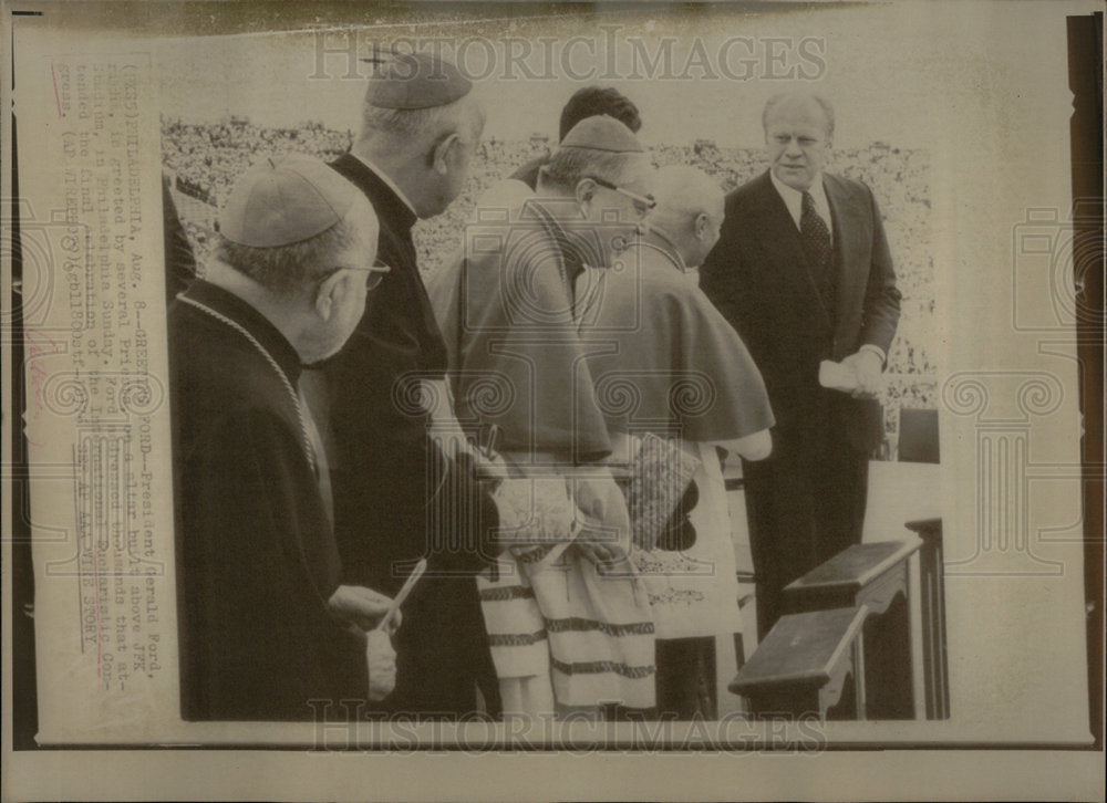 1976 Press Photo President Gerald Ford Philadelphia - Historic Images