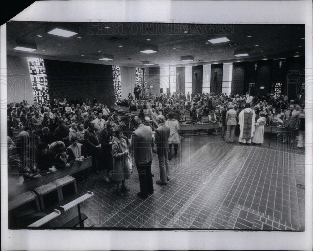 1976 Press Photo St Michael Congration Catholic Church - Historic Images