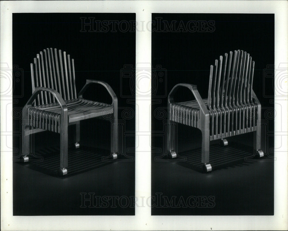 1982 Press Photo Showroom Chair Walnut Chair Erwin - Historic Images