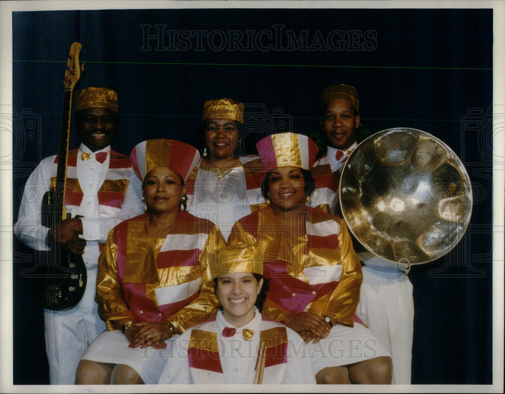 1995 Press Photo Gratitude Steel Band - Historic Images